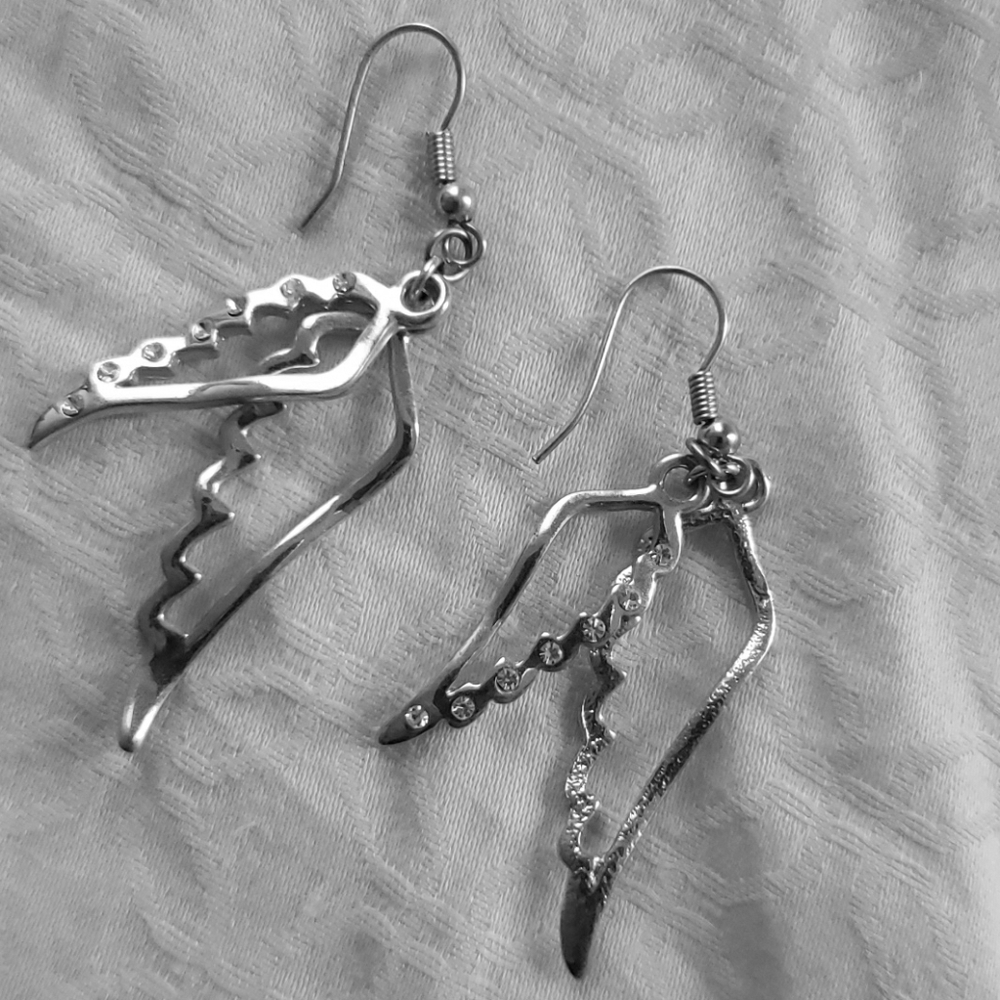 Wing earrings